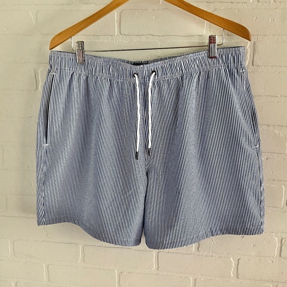 Abercrombie&Fitch Men’s swim trunk PinStripe Blue/White Pull-On Coastal XL - Picture 1 of 11